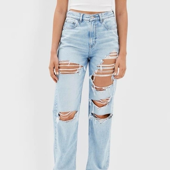 American Eagle Outfitters Blue Mom Jeans Light Wash - Picture 1 of 16